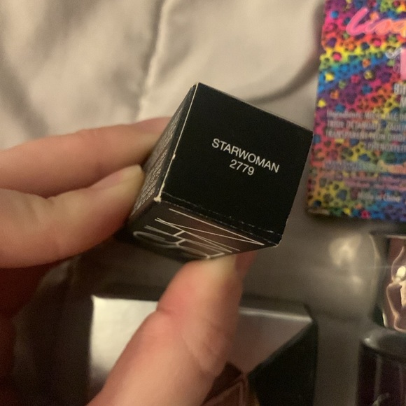 Makeup bundle nwt - Picture 2 of 5